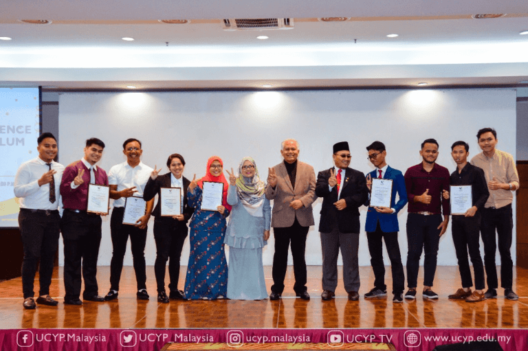 423 UCYP Students Received Outstanding Student Awards